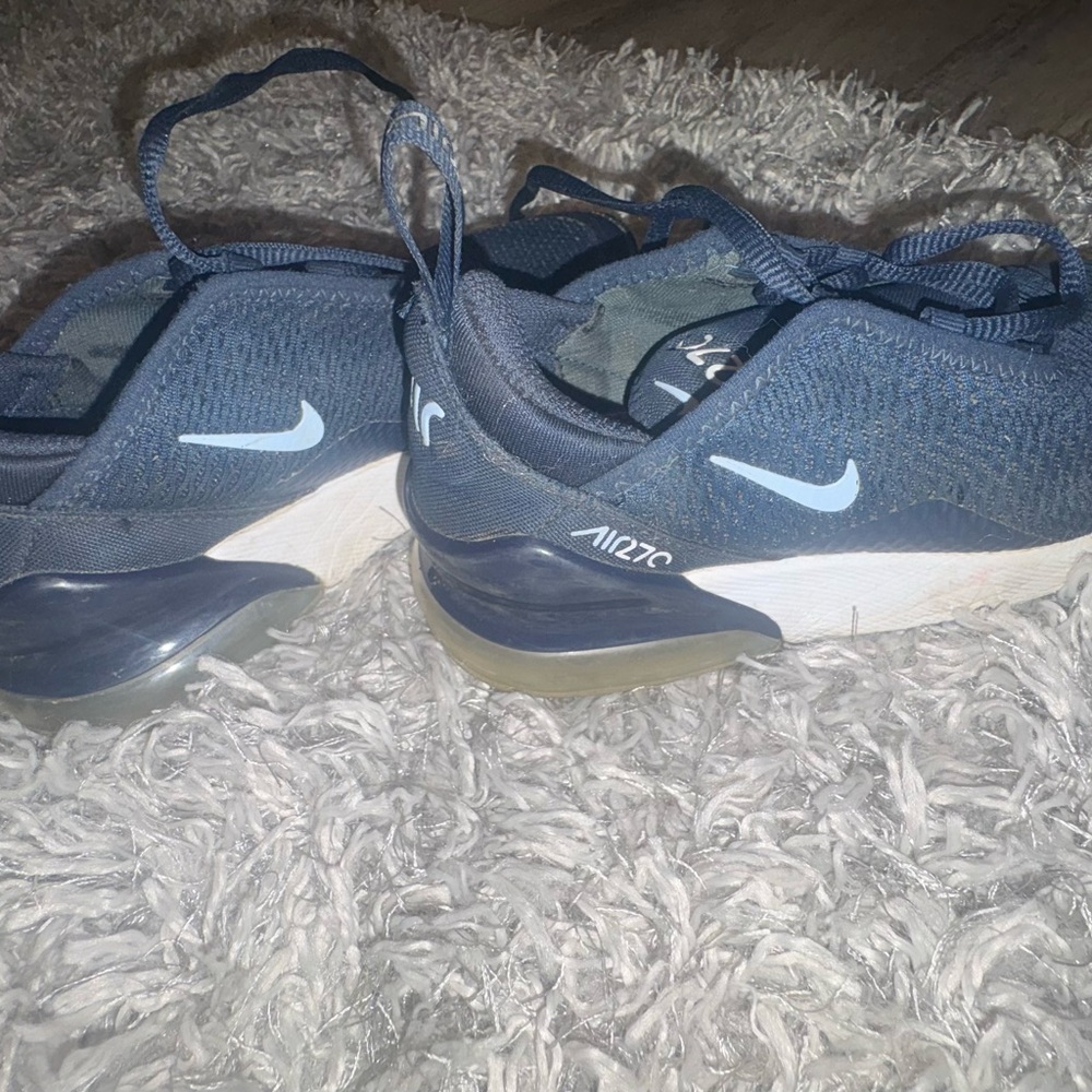 Nike Air 270 Navy and Light Blue Running Shoes